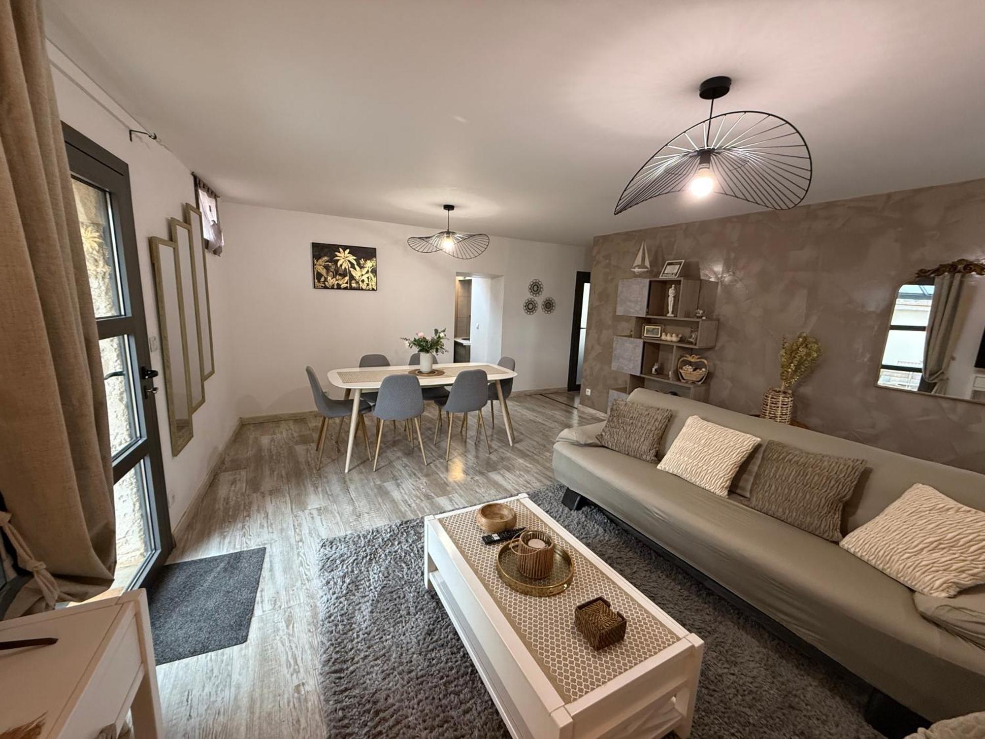 Au Calme, Confortable Avec Terrasse Le Pouzin Exterior photo